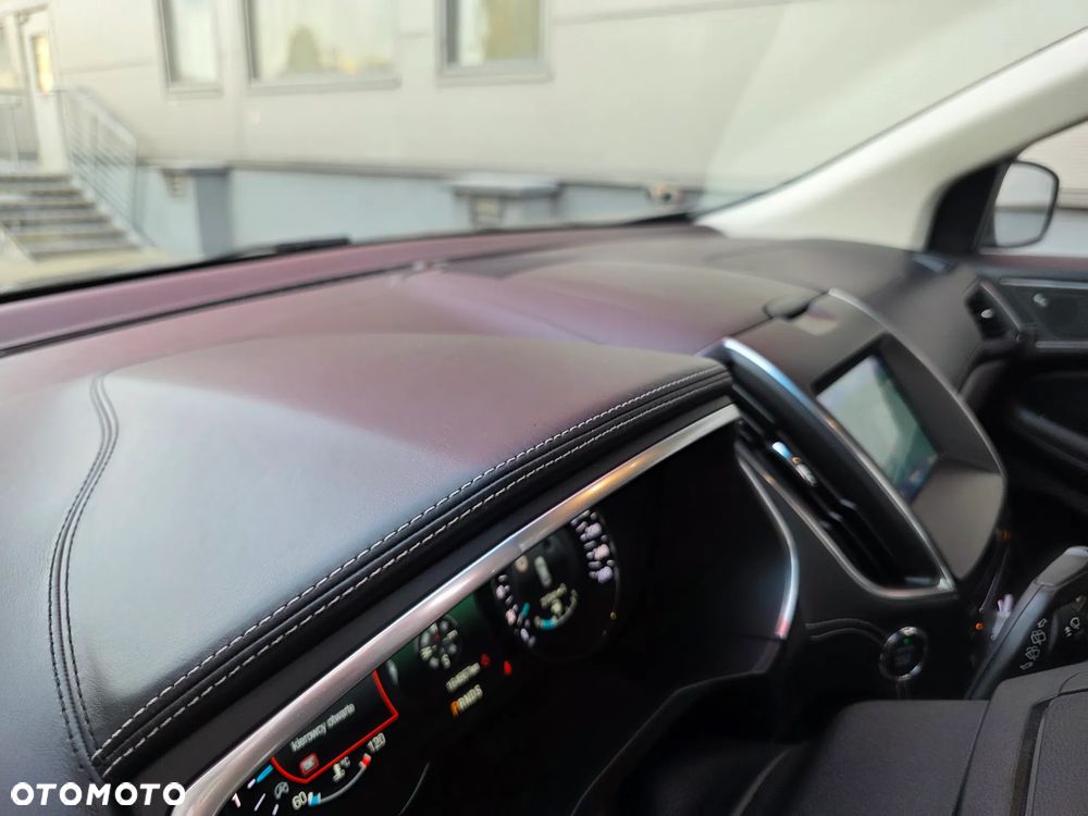 Ford Edge - 23