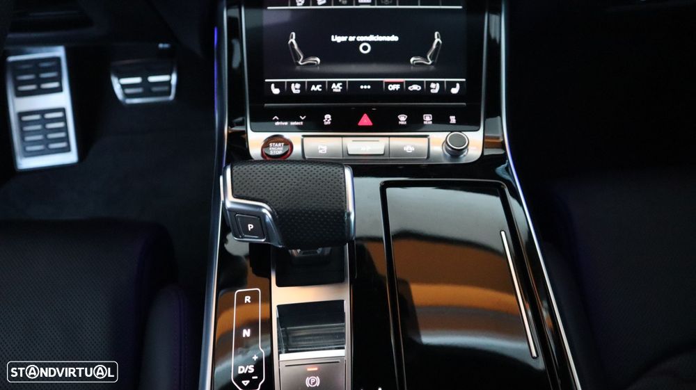 Audi RS Q8 4.0 TFSI quattro Tiptronic - 48