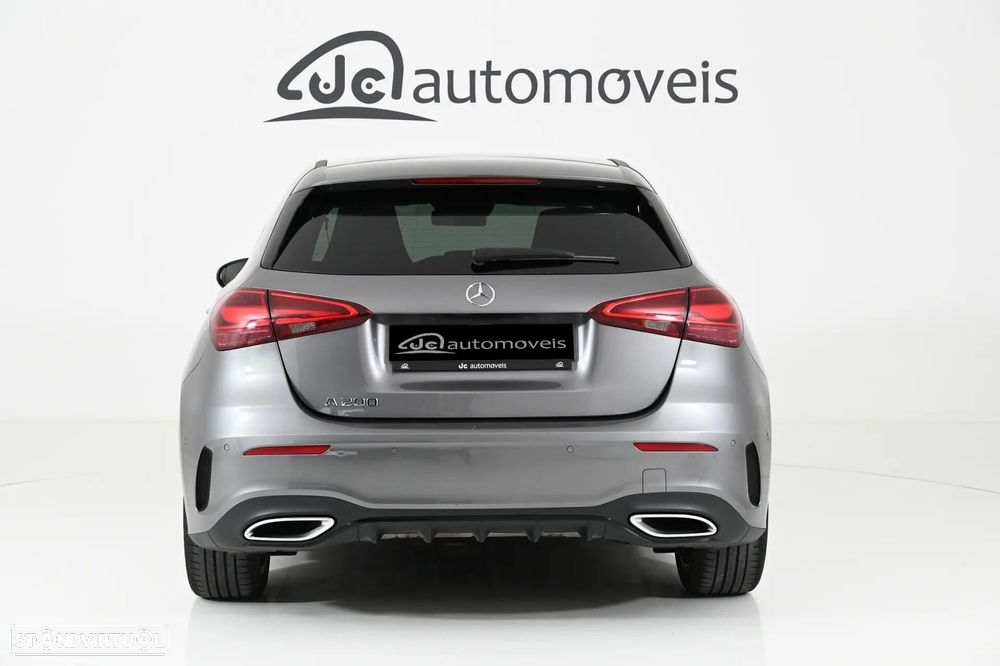 Mercedes-Benz A 200 - 9