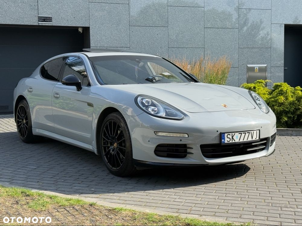 Porsche Panamera 4S PDK - 3