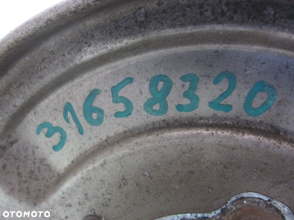 VOLVO XC60 II XC 60 2.0 T5 PRAWA TYLNA ZWROTNICA PIASTA WAHACZ 31658320 19R - 13