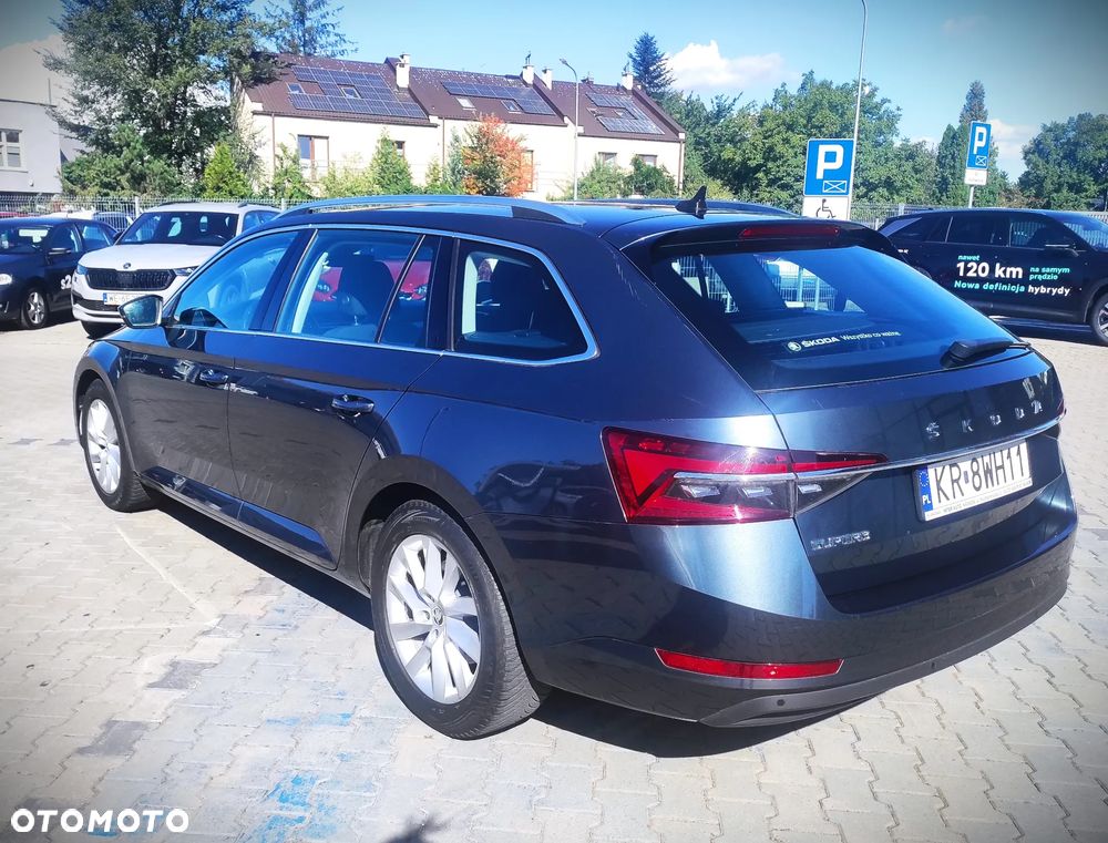 Skoda Superb 1.5 TSI Ambition DSG - 8