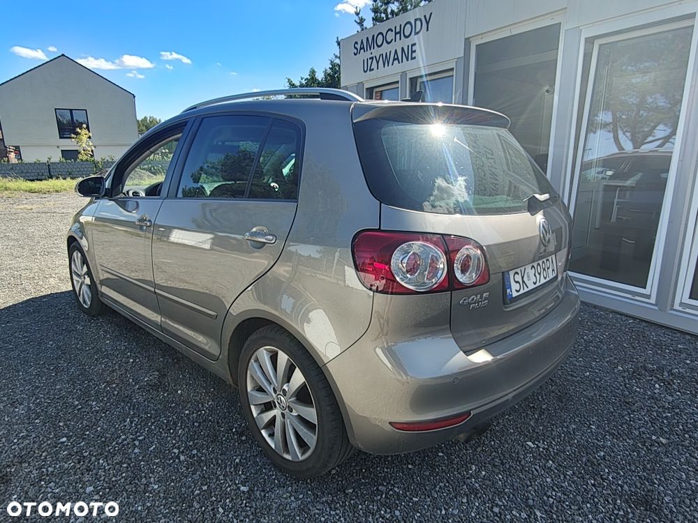 Volkswagen Golf Plus - 1