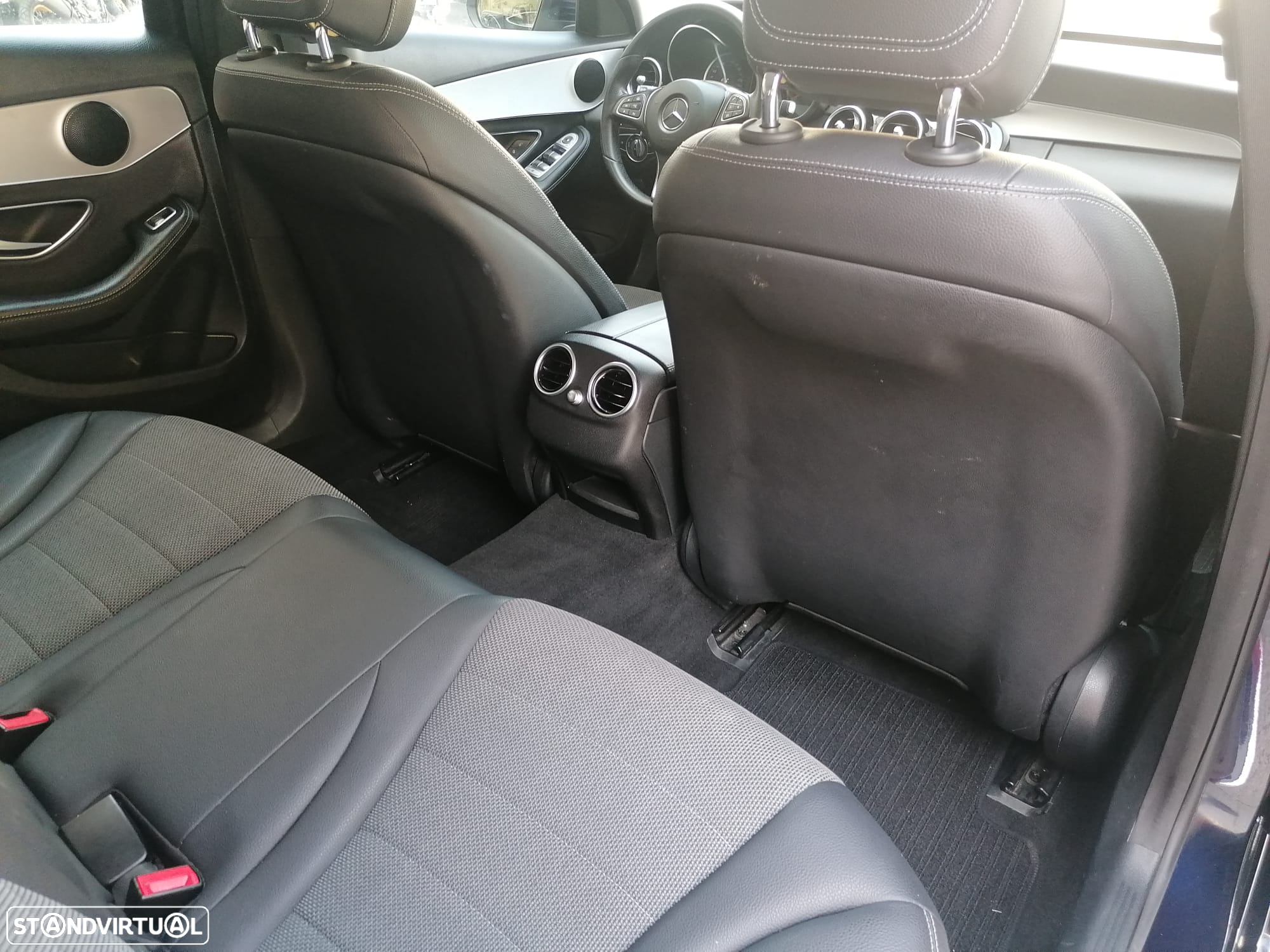 Mercedes-Benz C 350 e - 27