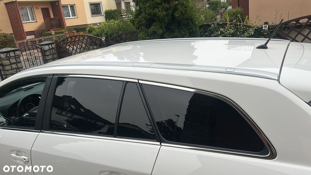 Toyota Avensis - 11