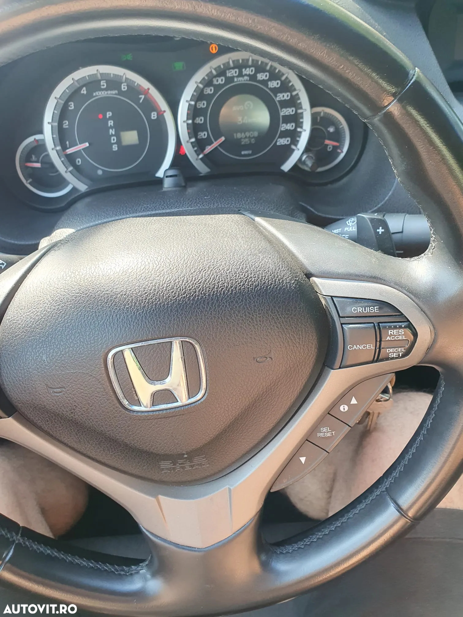 Honda Accord 2.0i Automatic Comfort - 12