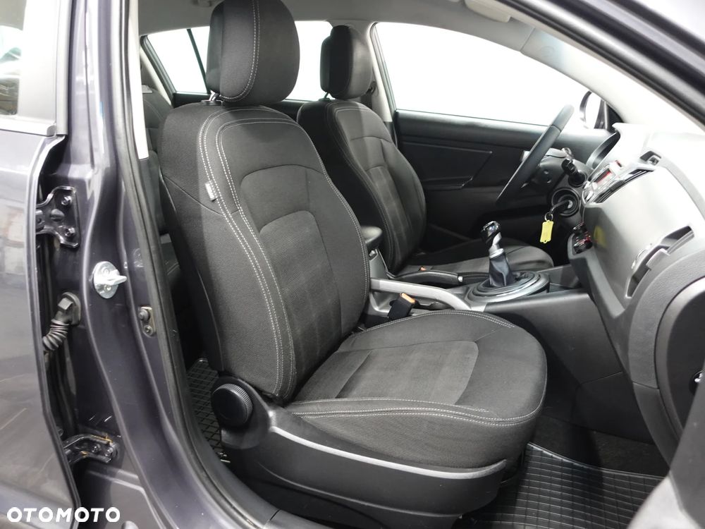 Kia Sportage 1.7 CRDI 2WD Attract - 28