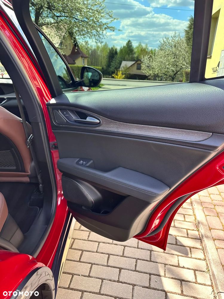 Alfa Romeo Stelvio 2.0 Turbo Veloce TI Q4 - 19