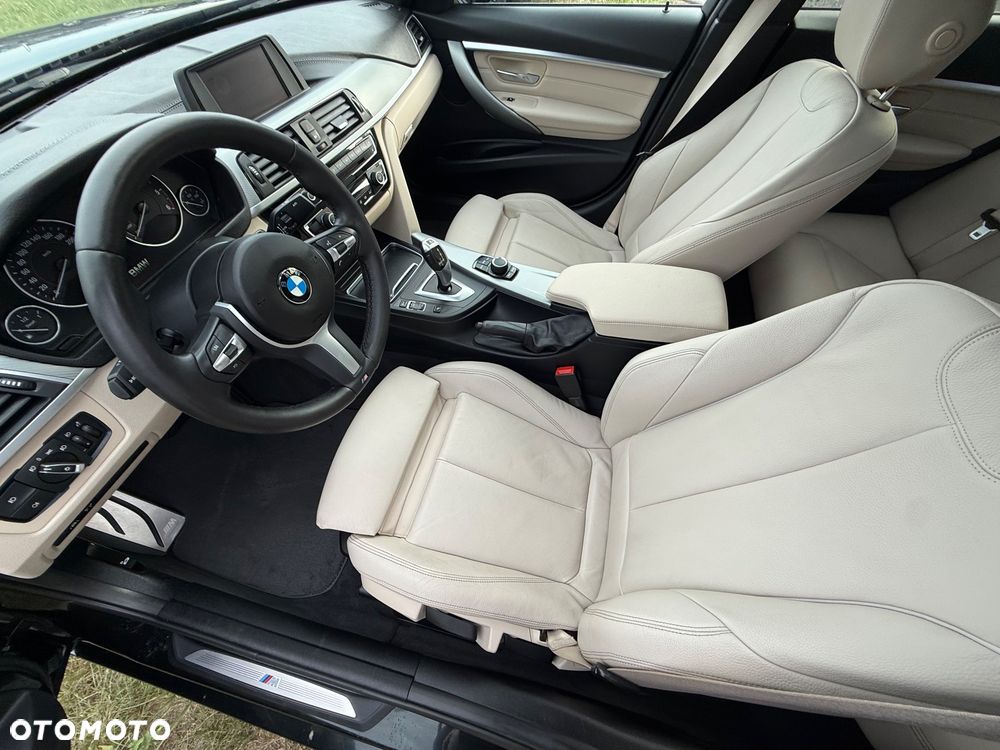 BMW Seria 3 320d Edition M Sport Shadow - 12