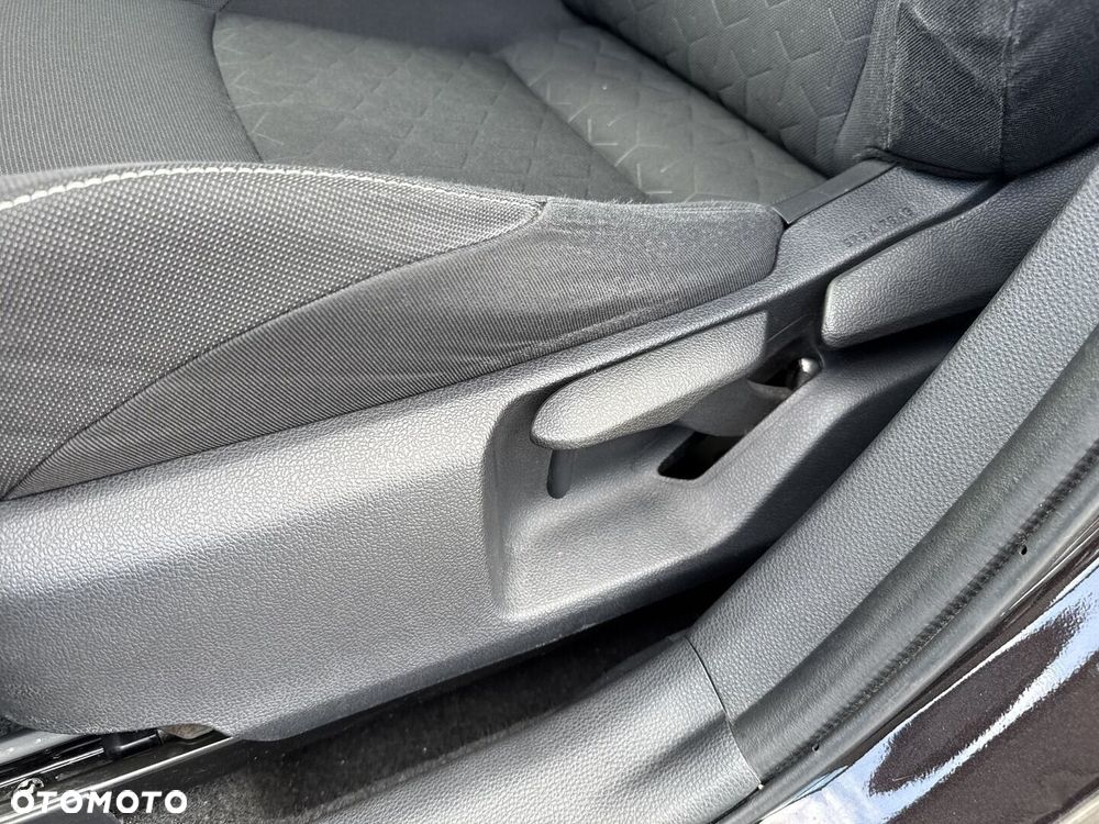 Toyota Corolla 1.2 T Comfort - 27