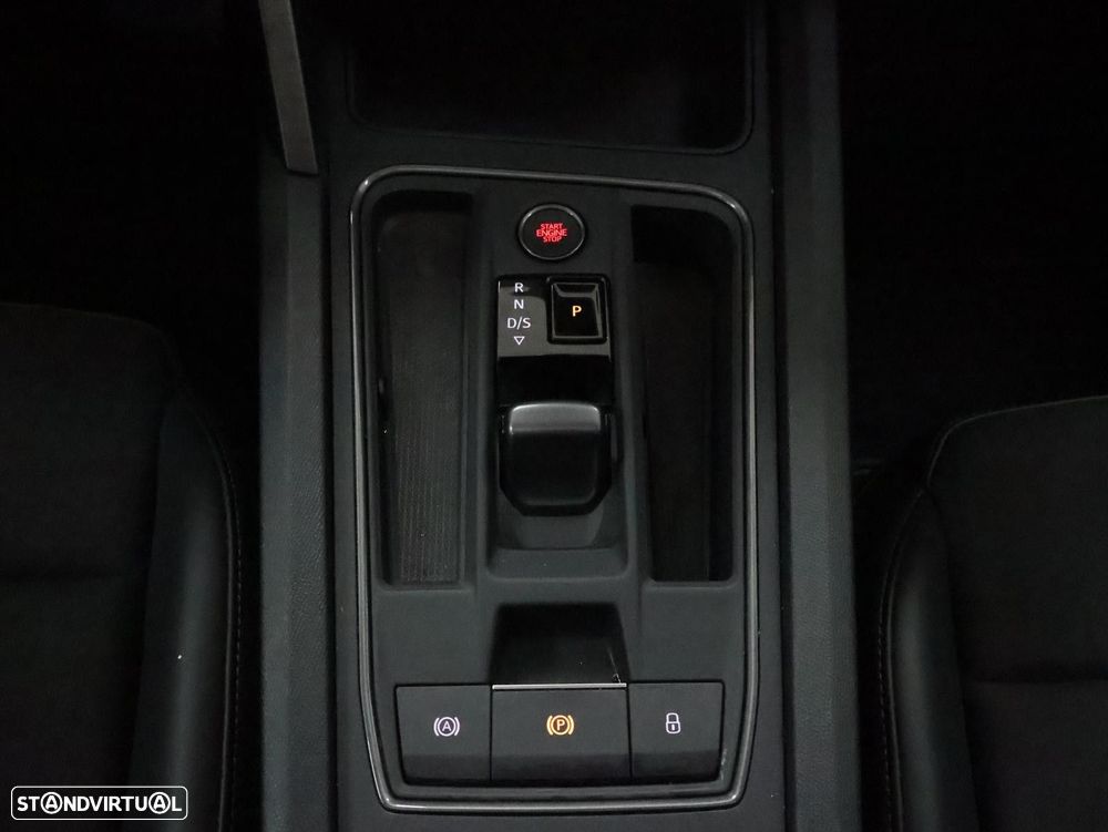 Cupra Leon 1.5 eTSI MID DSG - 26