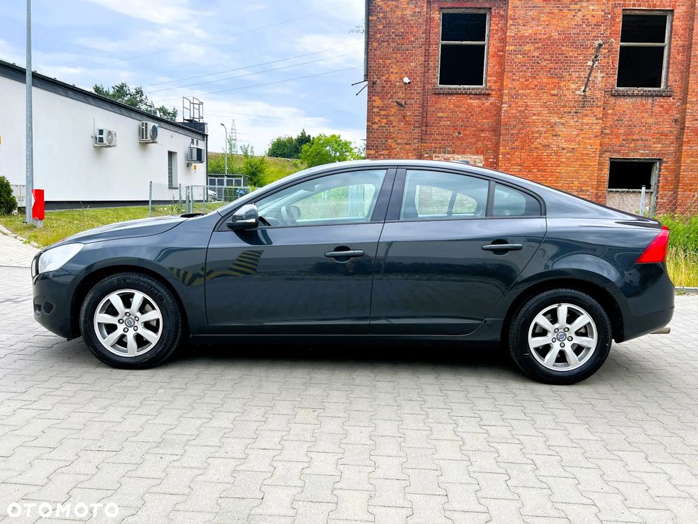 Volvo S60 D2 - 2