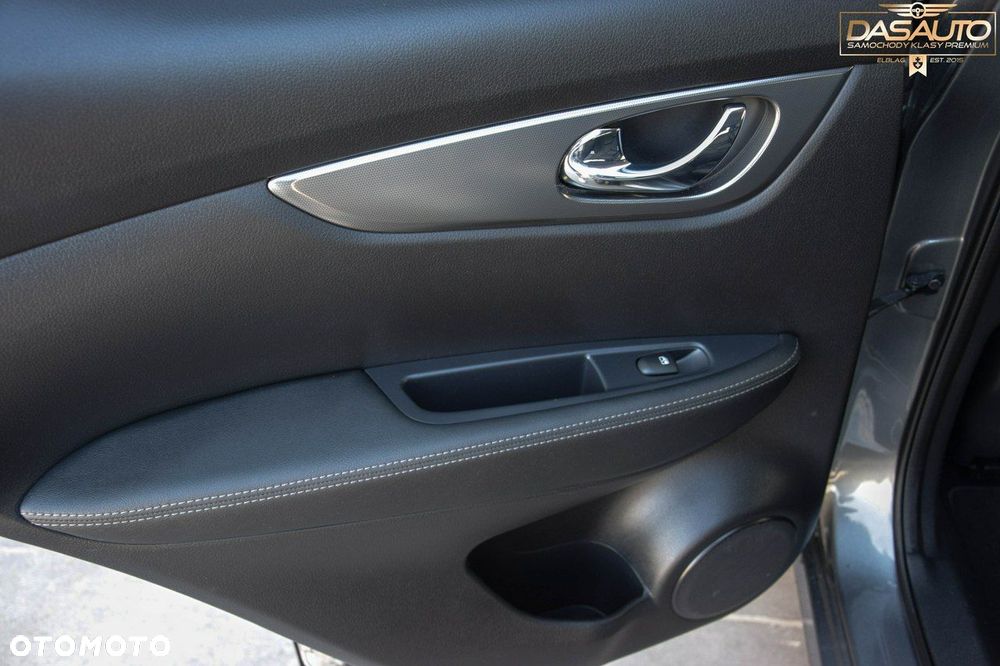 Nissan Qashqai 1.3 DIG-T Tekna - 26