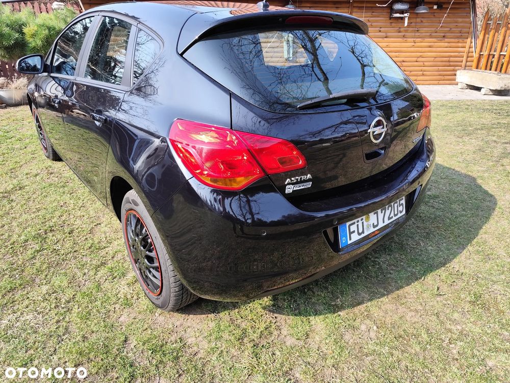 Opel Astra - 6