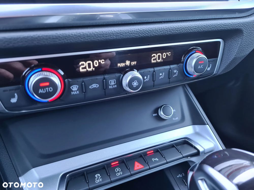 Audi Q3 35 TFSI S tronic - 19