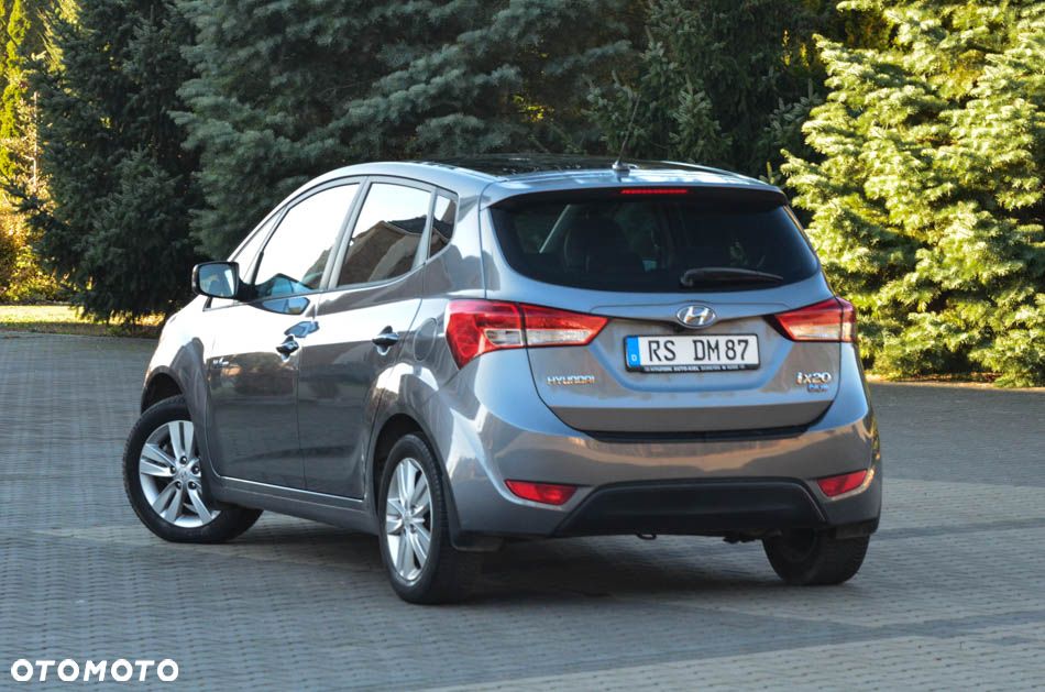 Hyundai ix20 1.6 Premium blue - 14