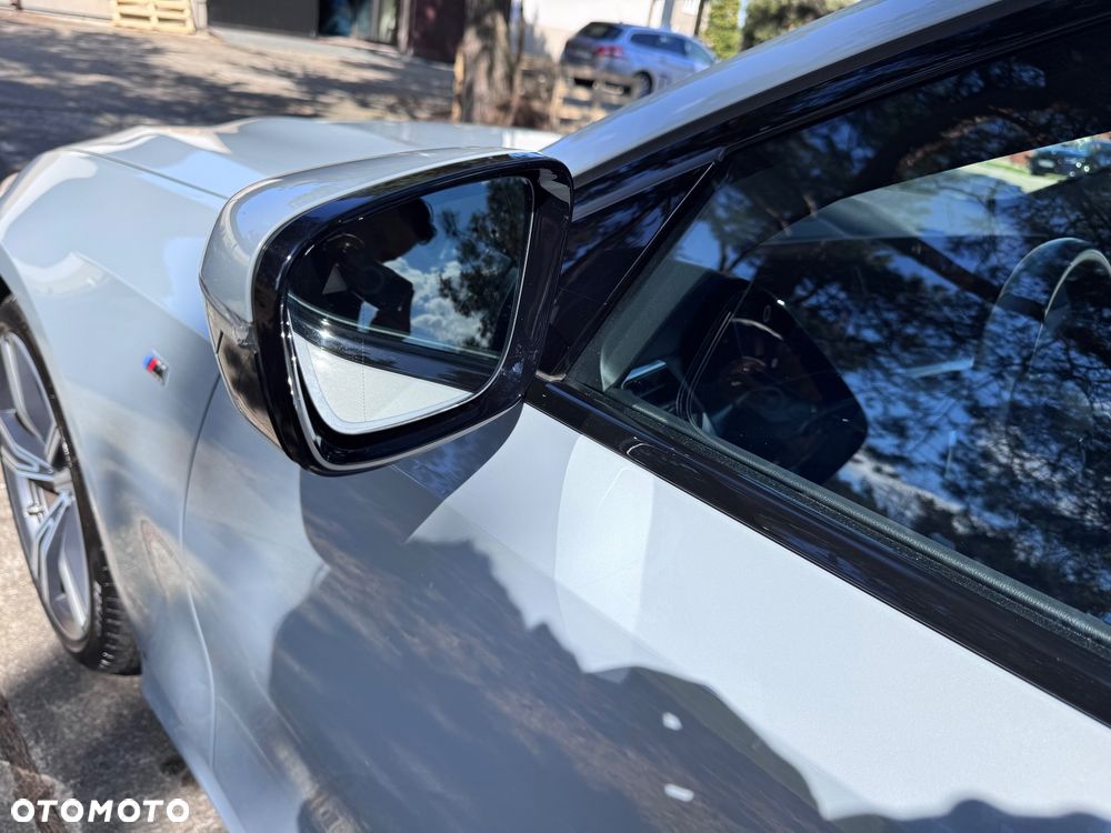 BMW Seria 3 320d xDrive mHEV M Sport - 23