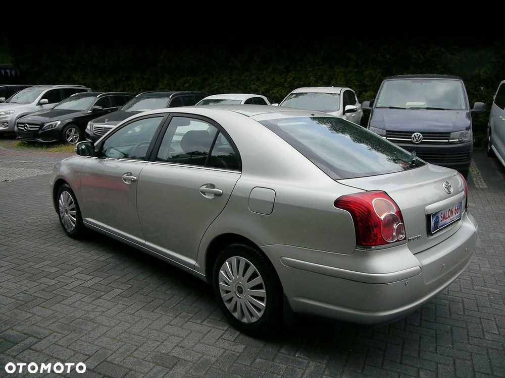 Toyota Avensis 2.0 VVT-i Sol plus Premium - 15