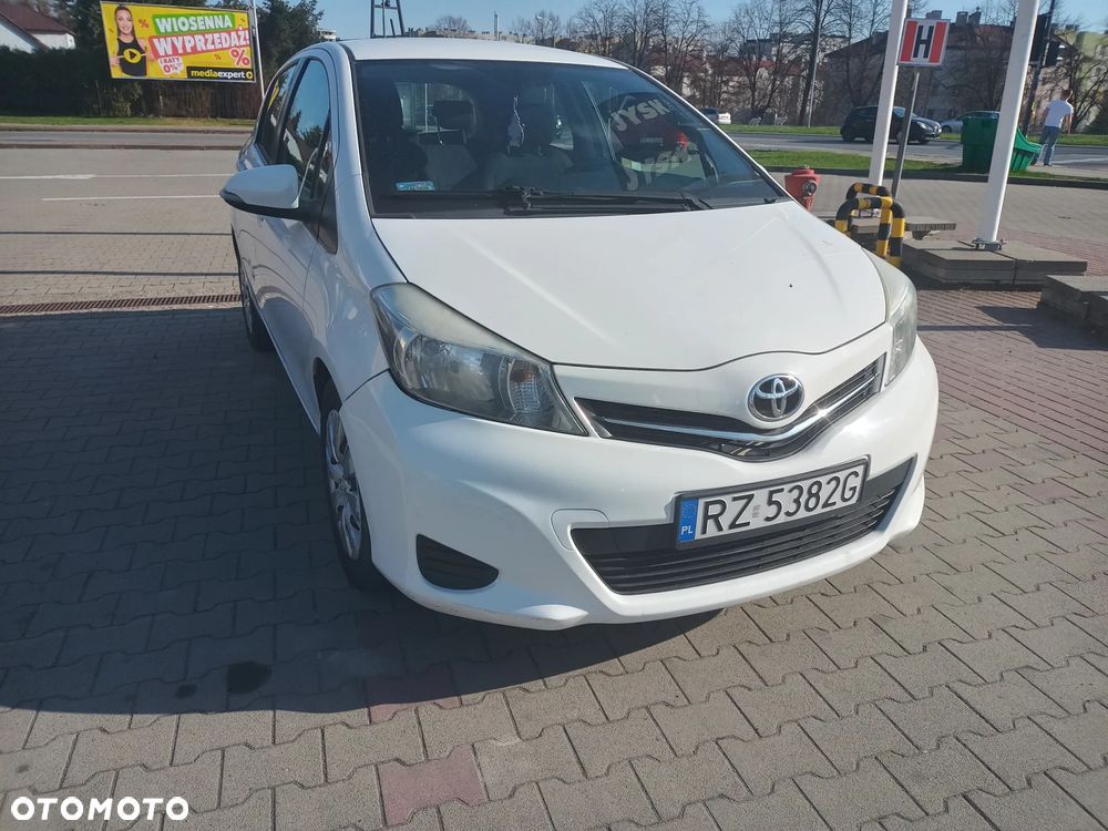 Toyota Yaris 1.4 D-4D Sol - 1