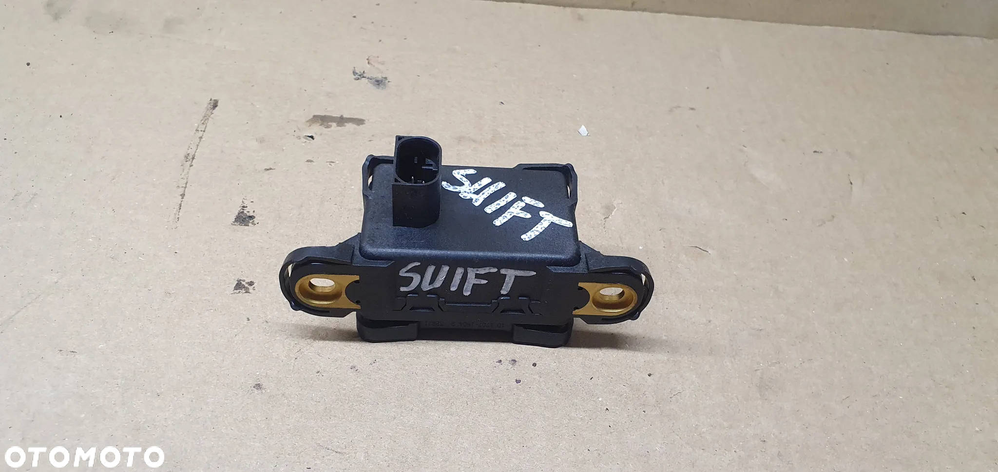 Moduł czujnik sensor ESP Suzuki Swift IV 33945-65J10 - 2