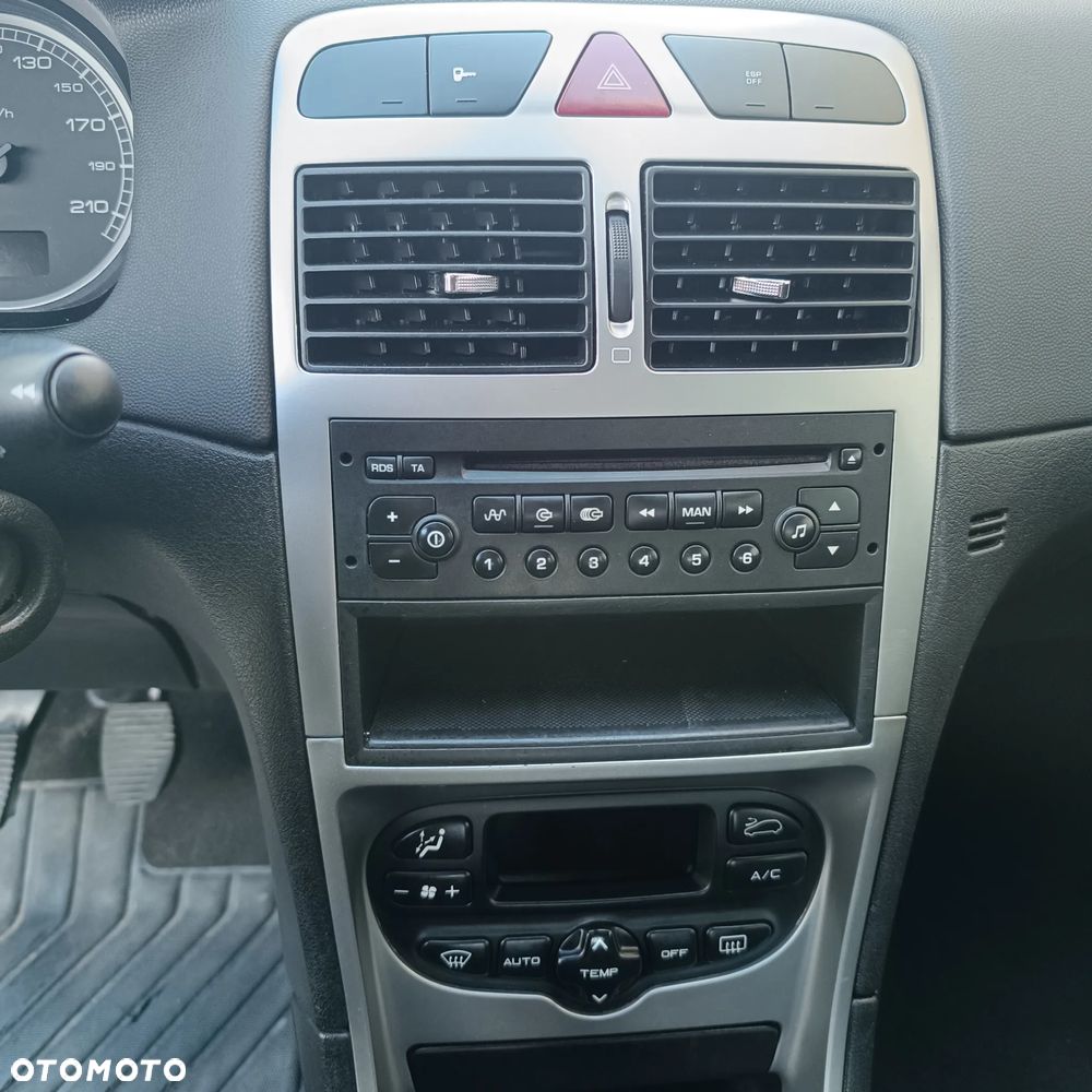 Peugeot 307 1.6 - 10