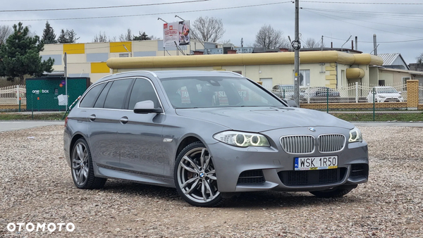 BMW Seria 5 M550d xDrive Touring Sport-Aut