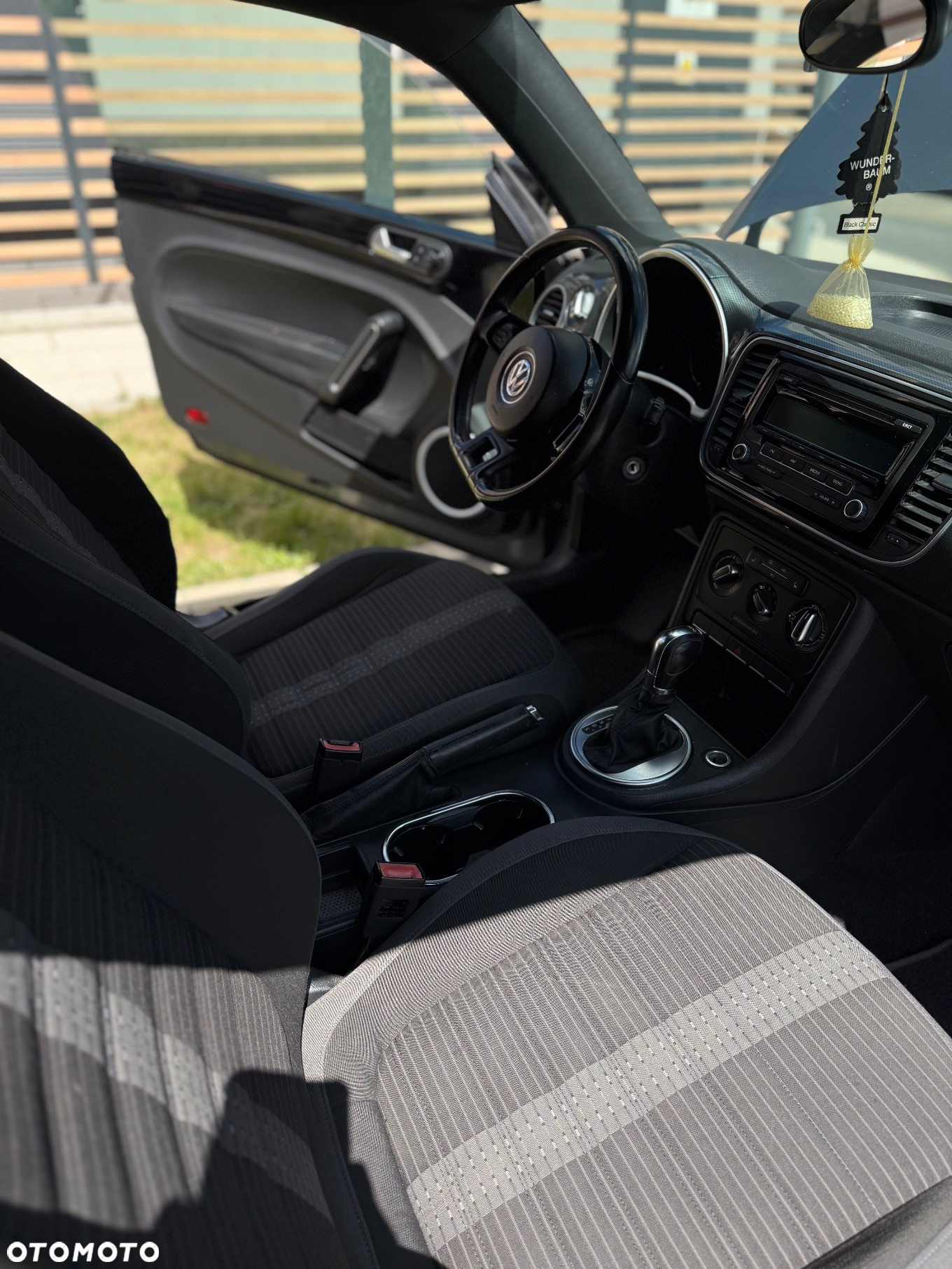 Volkswagen Beetle The 2.0 TSI DSG Sport - 22
