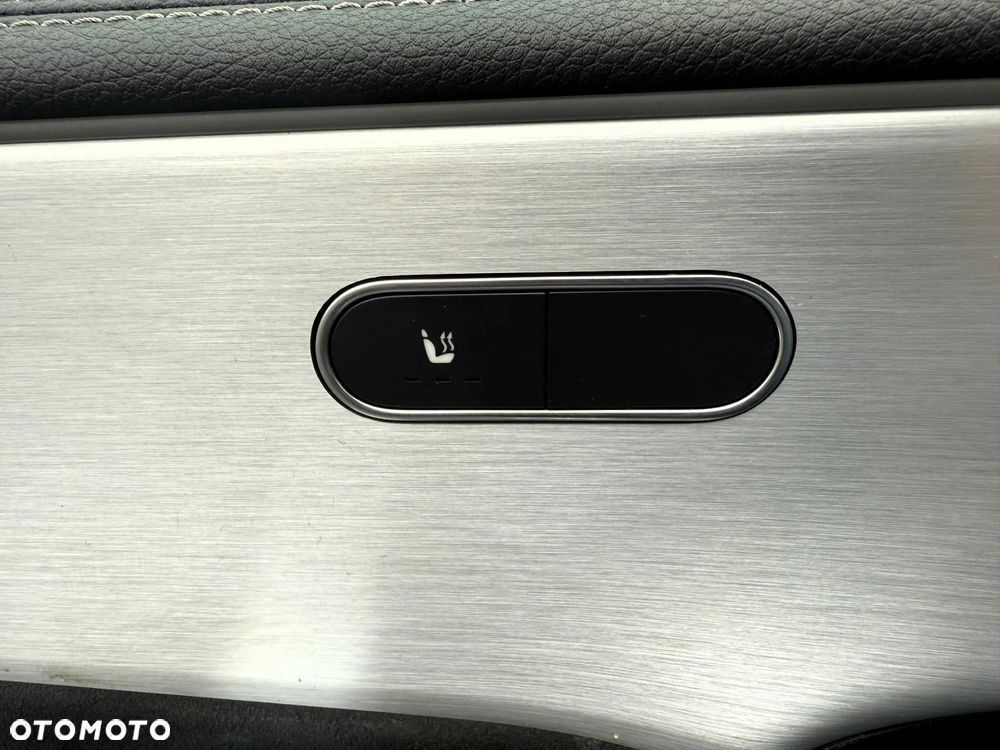 Mercedes-Benz CLA 200 7G-DCT Edition AMG Line - 17