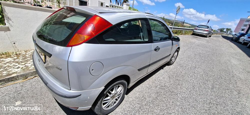 Ford Focus 1.8 TDdi Trend - 4