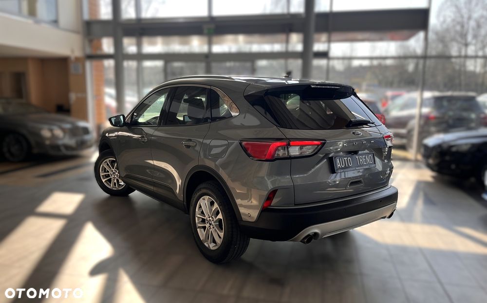 Ford Kuga 2.5 Duratec FHEV 4x4 TITANIUM - 4