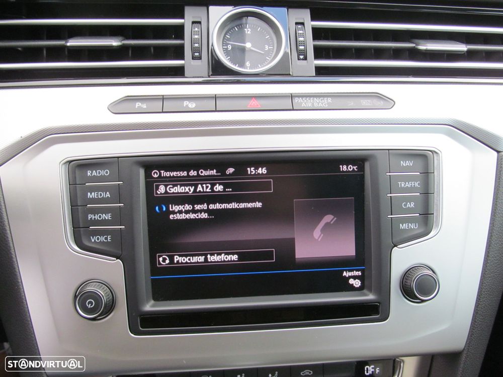 VW Passat Variant 1.6 TDI Confortline DSG - 21