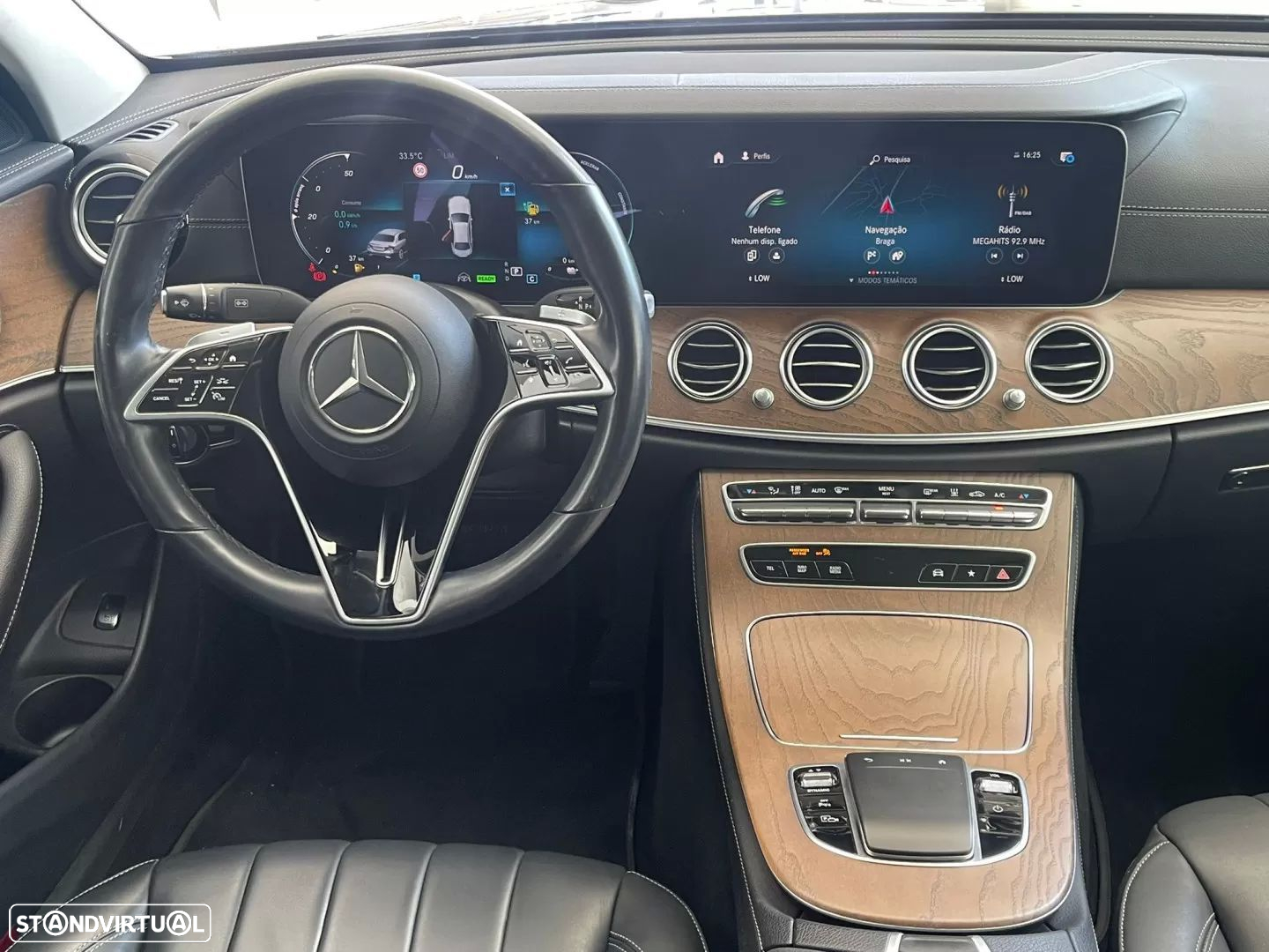 Mercedes-Benz E 300 de AMG Line - 19