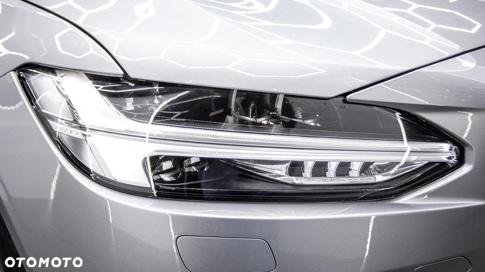 Volvo S90 B4 B R-Design - 13