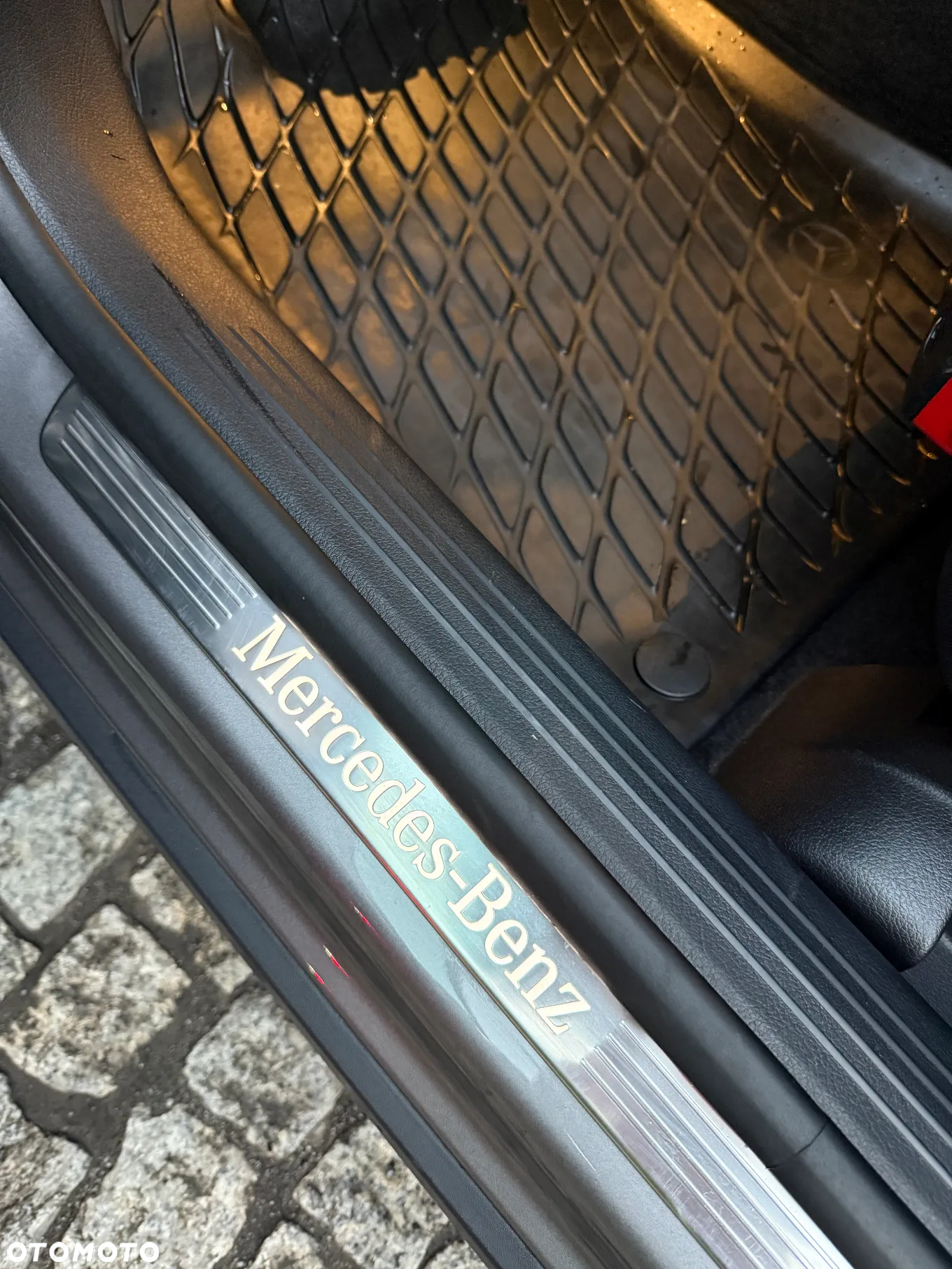 Mercedes-Benz GLB 220 d 4-Matic AMG Line 8G-DCT - 13