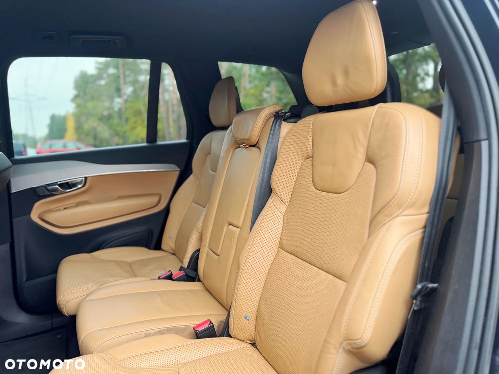 Volvo XC 90 D5 AWD Inscription 7os - 28