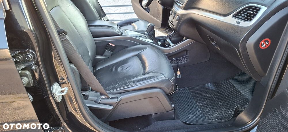 Fiat Freemont 2.0 Multijet Black Code AWD - 14