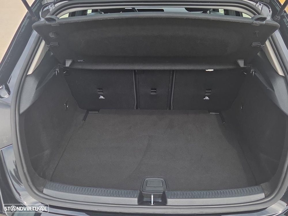 Mercedes-Benz A 200 Standard - 19