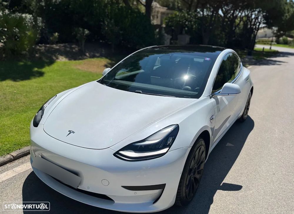 Tesla Model 3 Standard Range Plus RWD - 1