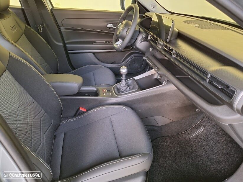 Jeep Avenger 1.2 GSE T3 Altitude - 10