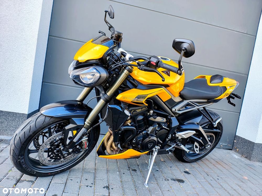 Triumph Street Triple - 6