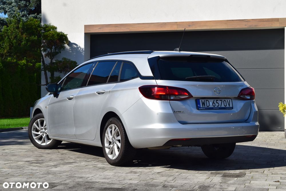 Opel Astra 1.2 T Business Elegance S&S - 8