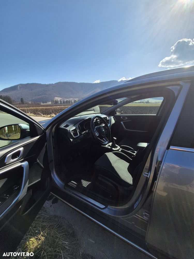 Kia XCeed 1.4 T-GDI 6MT City - 16