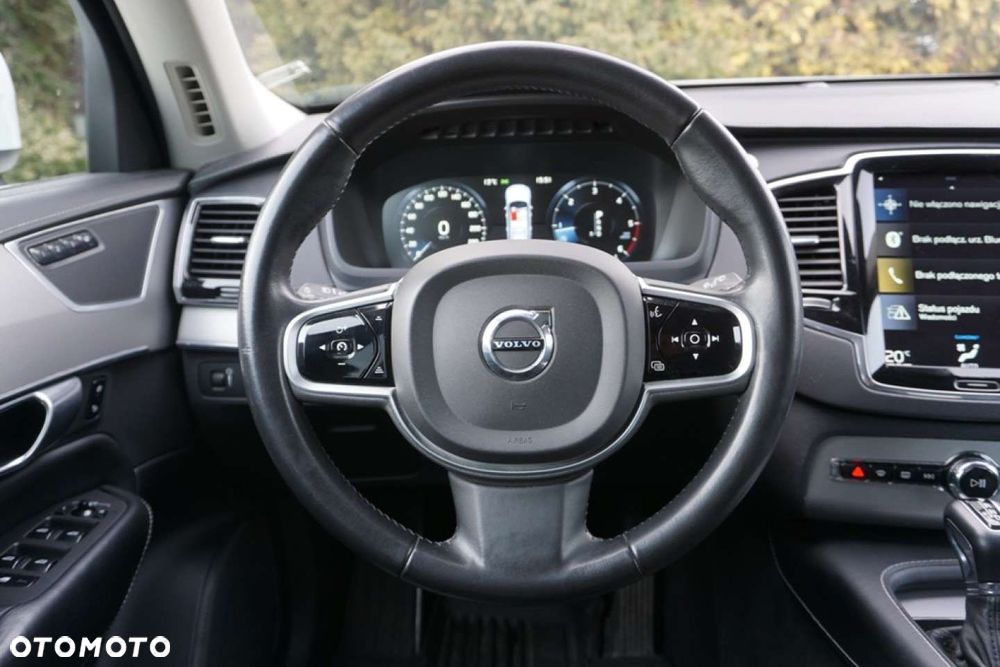 Volvo XC 90 - 18