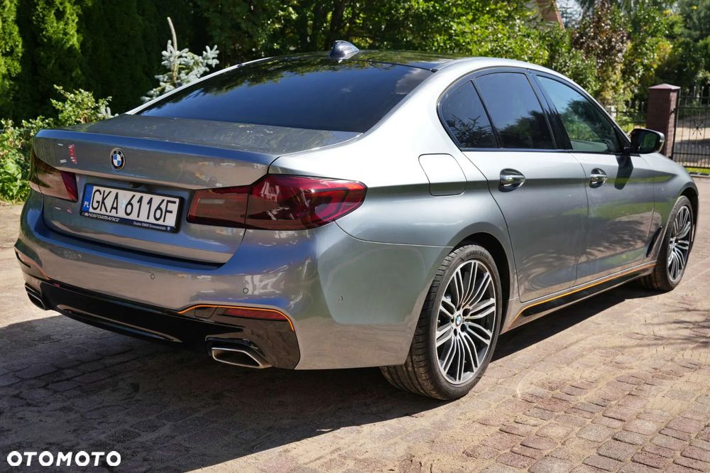 BMW Seria 5 520d xDrive - 6