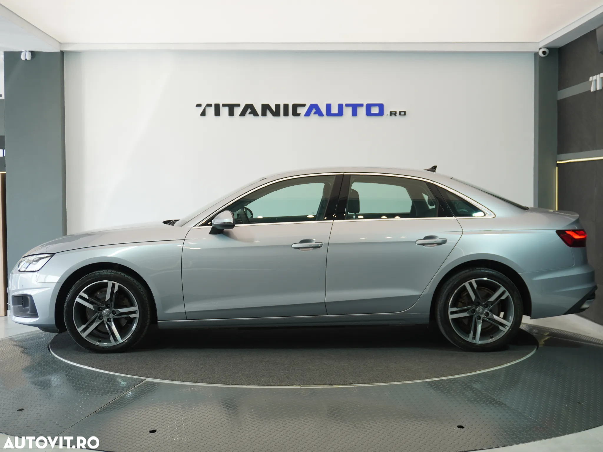 Audi A4 30 TDI S tronic advanced - 5