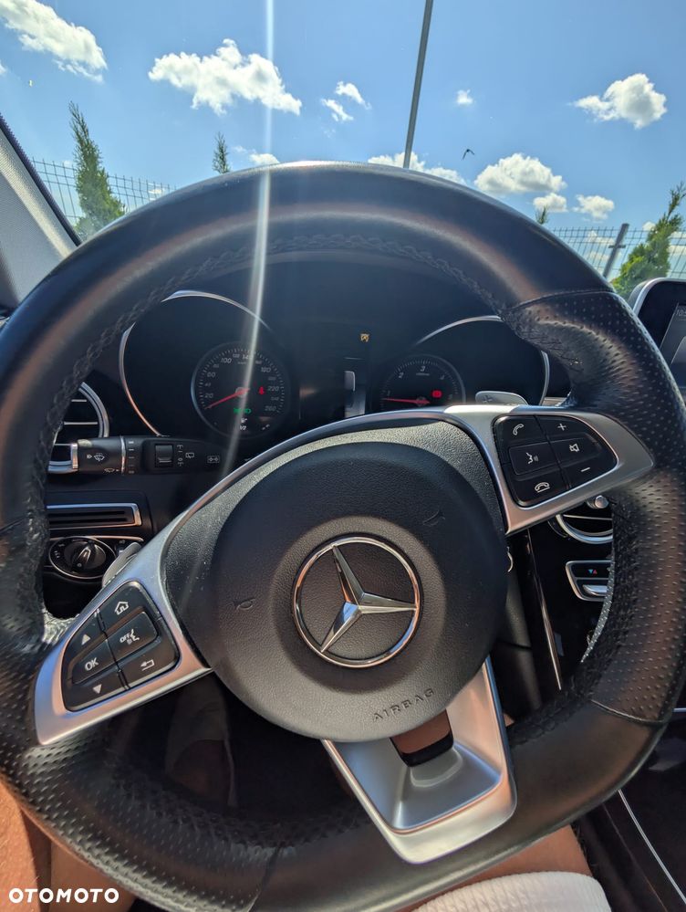 Mercedes-Benz GLC 220 d 4-Matic - 30