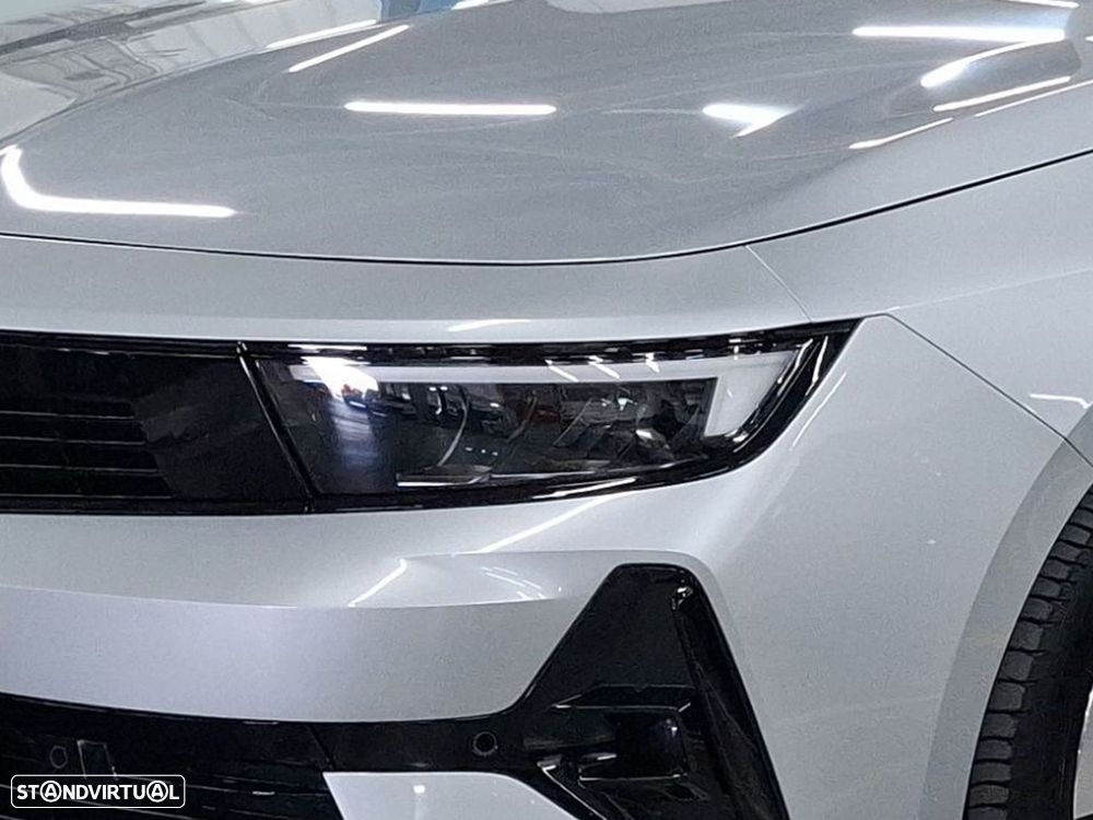 Opel Astra 1.2 T GS Aut. - 2