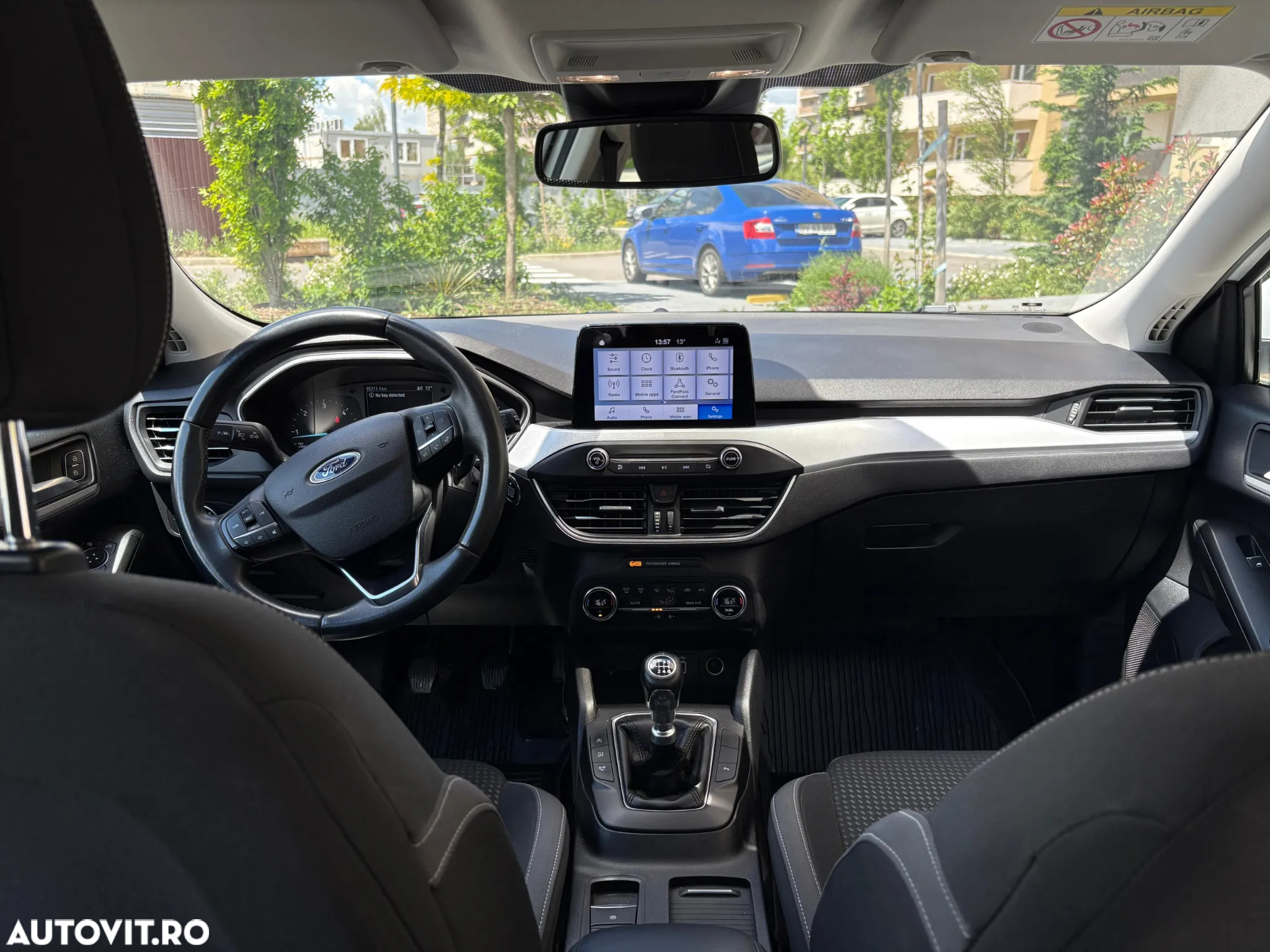 Ford Focus - 14