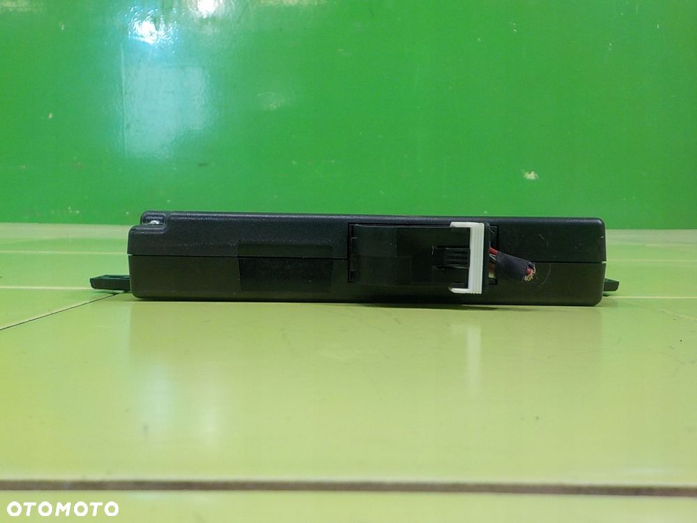 VW PASSAT B6 2.0 TDI 10r KOMBI modul BLUETOOTH 1K8035730D - 3