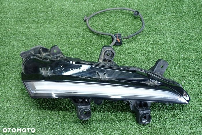 PEUGEOT 2008 II 19- halogen led DRL lewy - 1